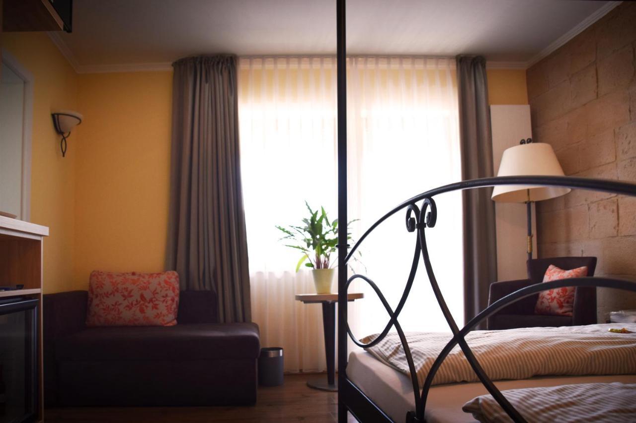 Landhotel Zur Post Bad Konig Ngoại thất bức ảnh