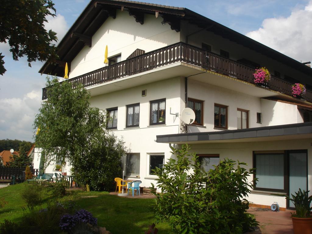 Landhotel Zur Post Bad Konig Phòng bức ảnh