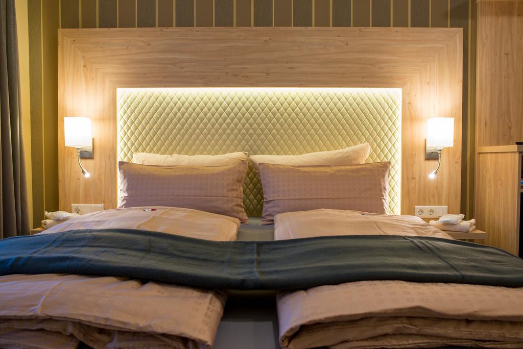 Landhotel Zur Post Bad Konig Phòng bức ảnh